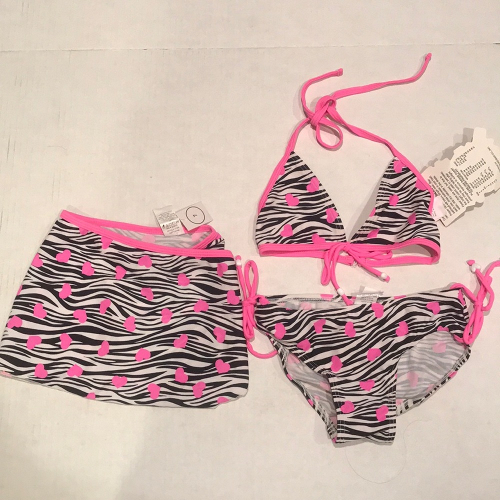 Girls swimwear 3 pieces. Brand new with tag on.